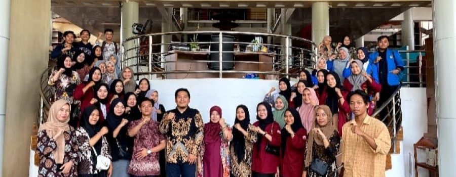 VISITING LECTURER PRODI TADRIS IPS UNIVERSITAS ISLAM NEGERI FATMAWATI SUKARNO BENGKULU DAN PRODI PENDIDIKAN IPS UNIVERSITAS PENDIDIKAN INDONESIA