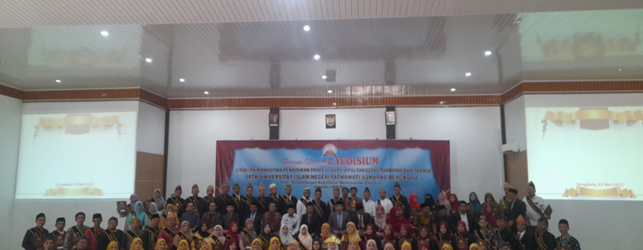 Seminar Nasional dan Pengukuhan Mahasiswa lulusan PPG Batch 3